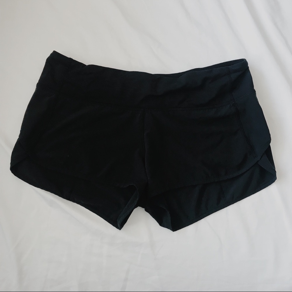 Lulu Lemon Shorts — black